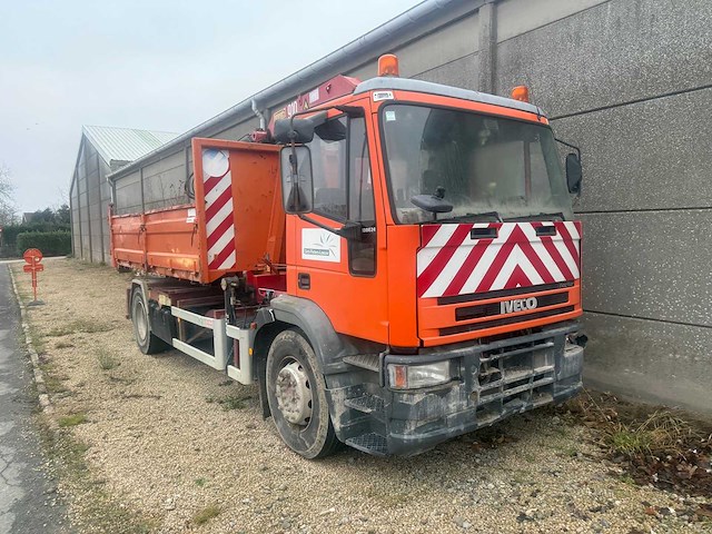 Iveco - 2002 - eurocargo - vrachtwagen - afbeelding 14 van  16