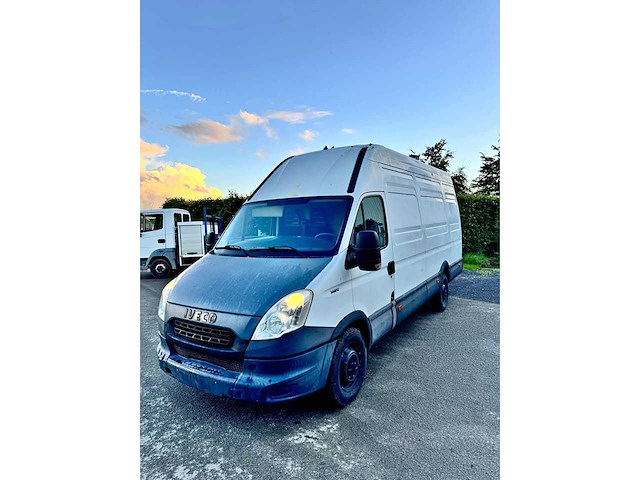 Iveco - 2013 - dagelijks - 35c17 - pickup truck - afbeelding 3 van  9