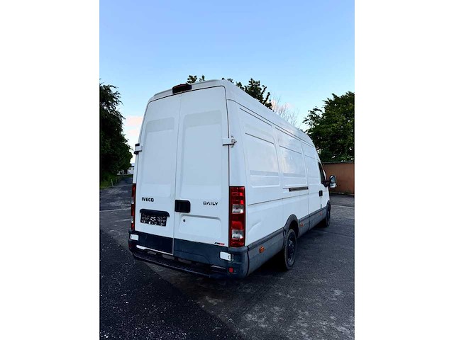 Iveco - 2013 - dagelijks - 35c17 - pickup truck - afbeelding 5 van  9