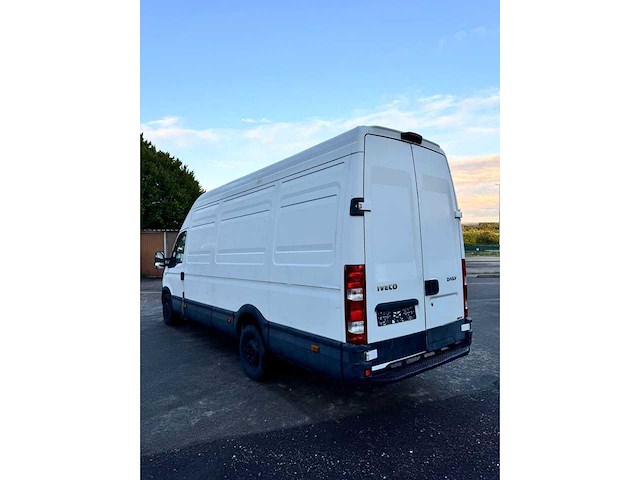 Iveco - 2013 - dagelijks - 35c17 - pickup truck - afbeelding 6 van  9