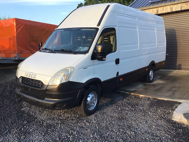 Iveco - 2013 - dagelijks - 35c17 - pickup truck - afbeelding 1 van  10