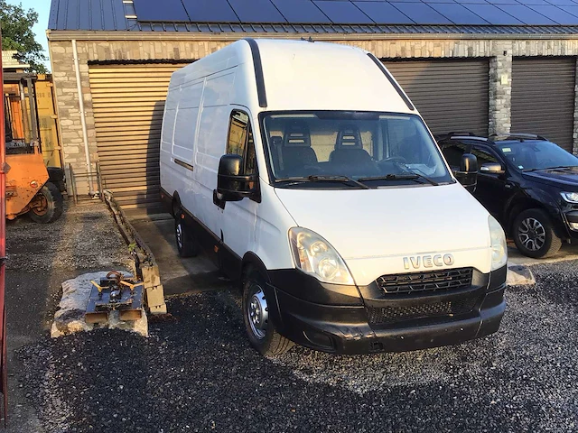 Iveco - 2013 - dagelijks - 35c17 - pickup truck - afbeelding 4 van  10