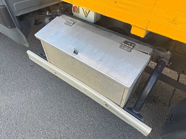 Iveco - 2013 - daily vuilniskar - is35si2aa - personenauto - afbeelding 10 van  24