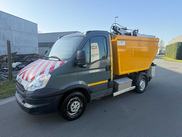 Iveco - 2013 - daily vuilniskar - is35si2aa - personenauto - afbeelding 1 van  30