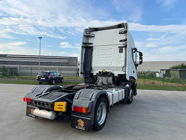 Iveco - hi-way 460 e6 - stralis - bedrijfswagen - afbeelding 33 van  35