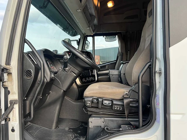 Iveco - hi-way 460 e6 - stralis - bedrijfswagen - afbeelding 8 van  35