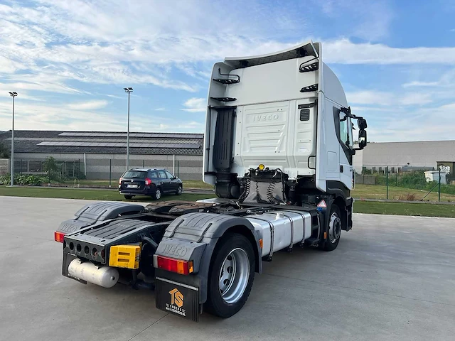 Iveco - hi-way 460 e6 - stralis - bedrijfswagen - afbeelding 32 van  35