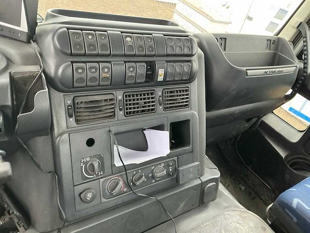 Iveco - trakker - truck - 2008 - afbeelding 3 van  12