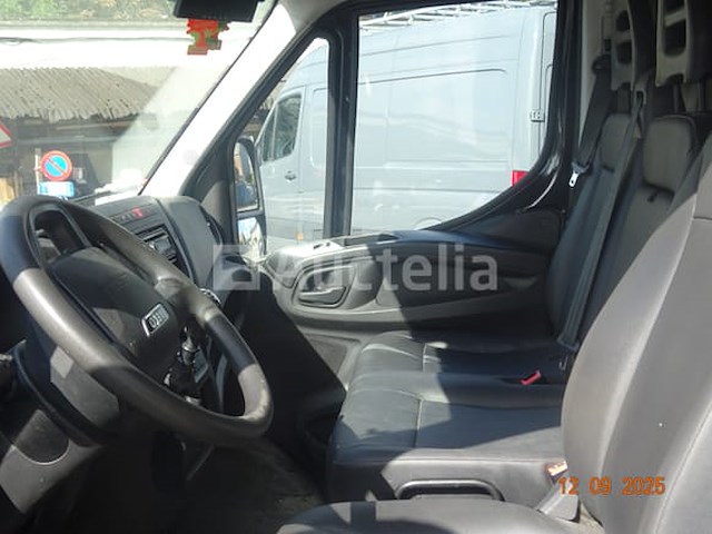 Iveco 35/150 busje - afbeelding 14 van  20