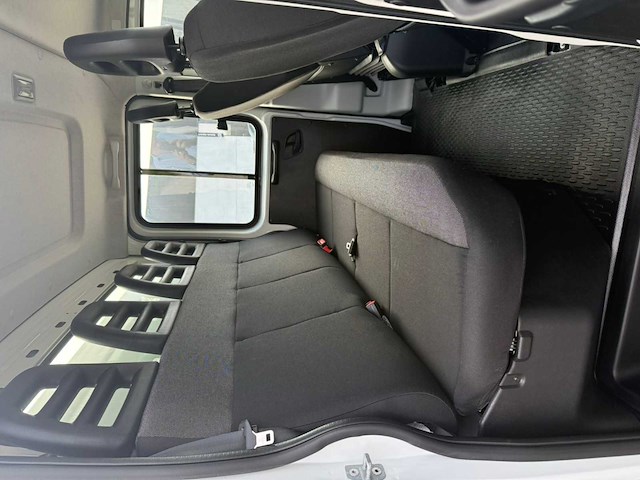 Iveco 35c14 dubbele cabine daily bedrijfswagen - afbeelding 10 van  34