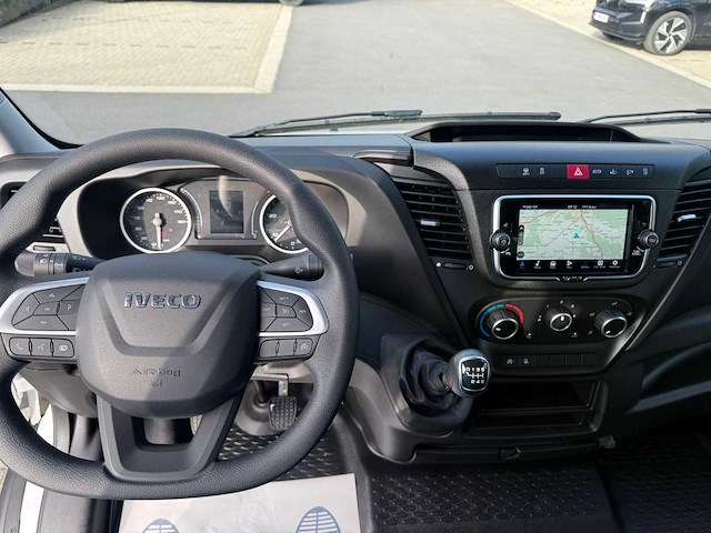 Iveco 35c14 dubbele cabine daily bedrijfswagen - afbeelding 6 van  34