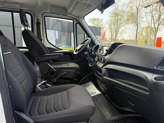 Iveco 35c14 dubbele cabine daily bedrijfswagen - afbeelding 11 van  34