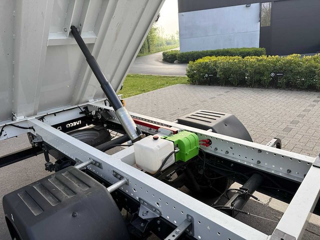 Iveco 35c14 dubbele cabine daily bedrijfswagen - afbeelding 19 van  34