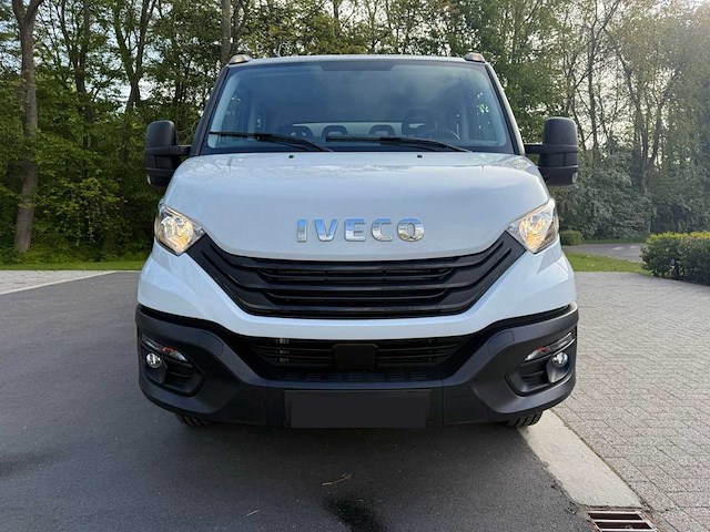 Iveco 35c14 dubbele cabine daily bedrijfswagen - afbeelding 32 van  34