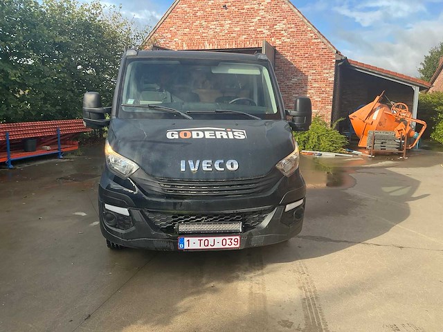 Iveco 35c15 lichte vrachtwagen - afbeelding 10 van  17