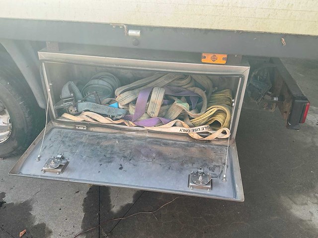 Iveco 35c15 lichte vrachtwagen - afbeelding 8 van  17
