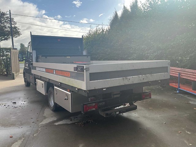 Iveco 35c15 lichte vrachtwagen - afbeelding 14 van  17