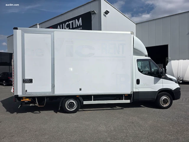 Iveco 35s12 2017 - afbeelding 33 van  36