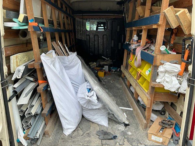 Iveco 35s12v bedrijfswagen - afbeelding 2 van  16