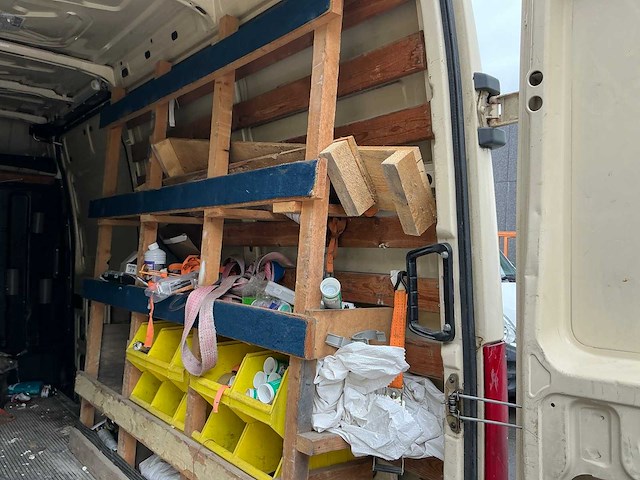 Iveco 35s12v bedrijfswagen - afbeelding 3 van  16