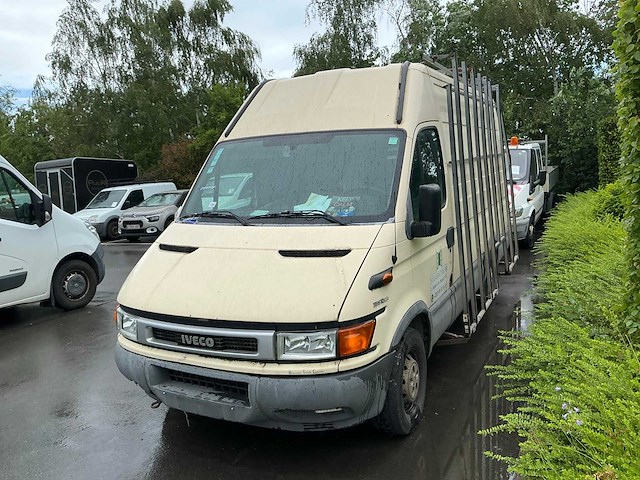 Iveco 35s12v bedrijfswagen - afbeelding 1 van  16