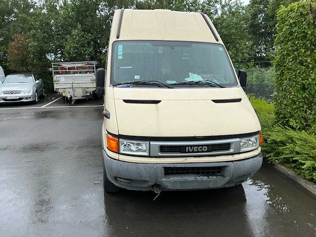 Iveco 35s12v bedrijfswagen - afbeelding 10 van  16