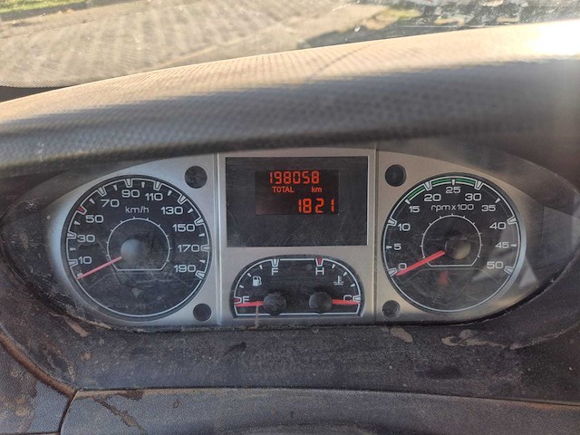 Iveco 35s14 daily bedrijfswagen 2009 - afbeelding 13 van  25