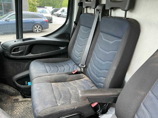 Iveco 35s16 bedrijfswagen - afbeelding 9 van  26