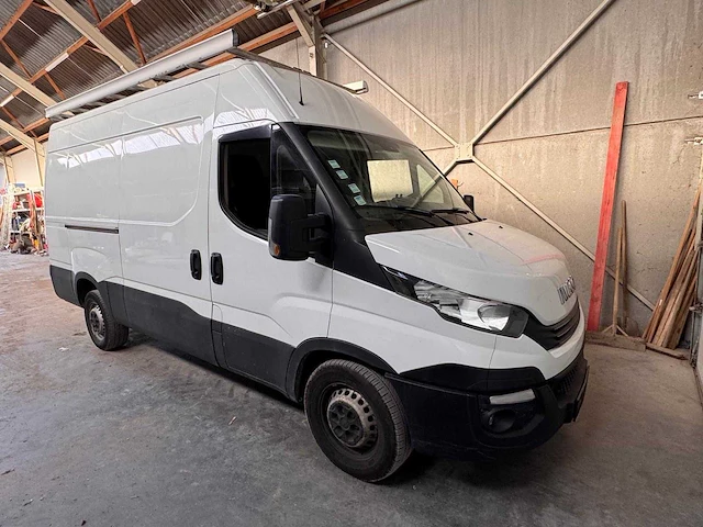Iveco 35s16 - afbeelding 1 van  35