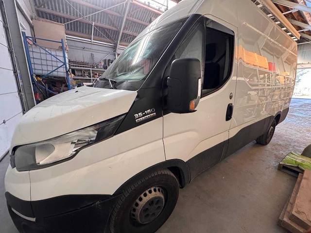 Iveco 35s16 - afbeelding 32 van  35