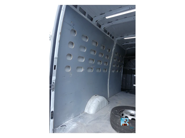 Iveco 35s18 - afbeelding 40 van  81