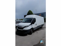 Iveco 35s18