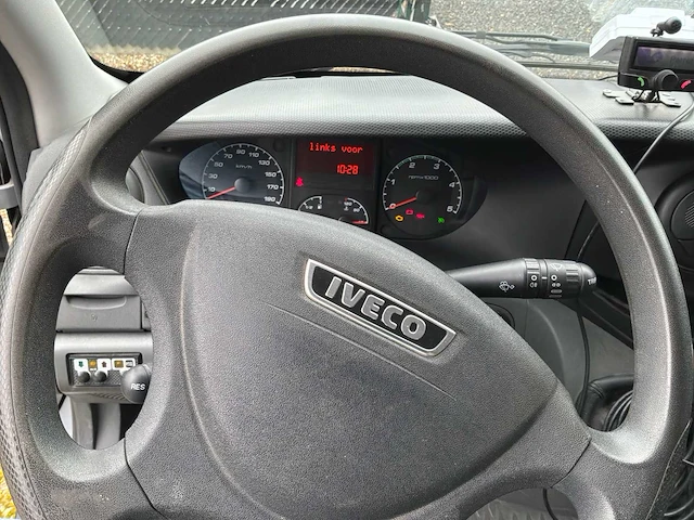 Iveco 50c daily bedrijfswagen - afbeelding 13 van  57