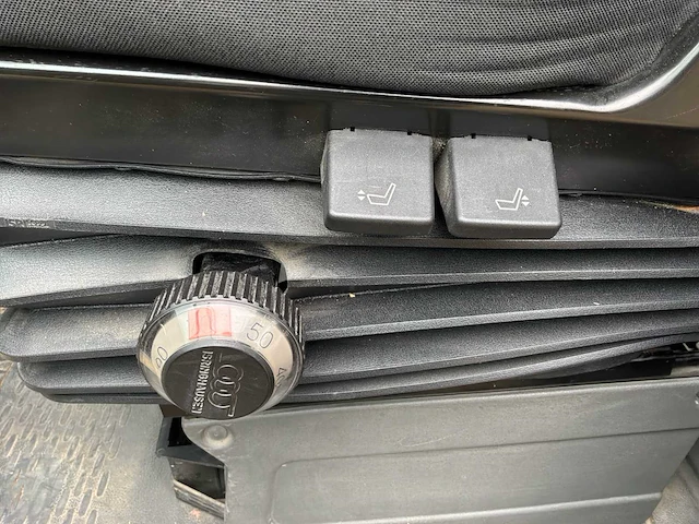 Iveco 50c daily bedrijfswagen - afbeelding 54 van  57