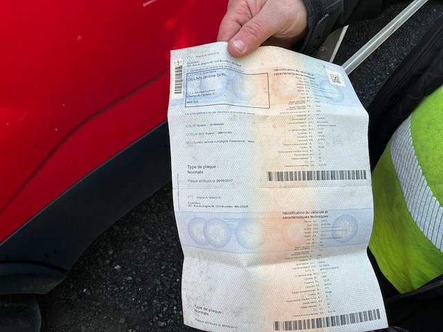 Iveco 70c17 bestelwagen - afbeelding 28 van  46