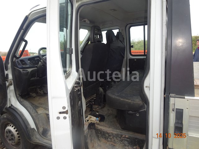 Iveco bestelwagen met dubbele cabine - afbeelding 22 van  23