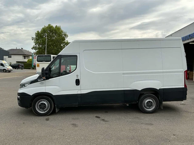 Iveco daily 3.0 hi-matic l3h2 bedrijfswagen - afbeelding 12 van  22