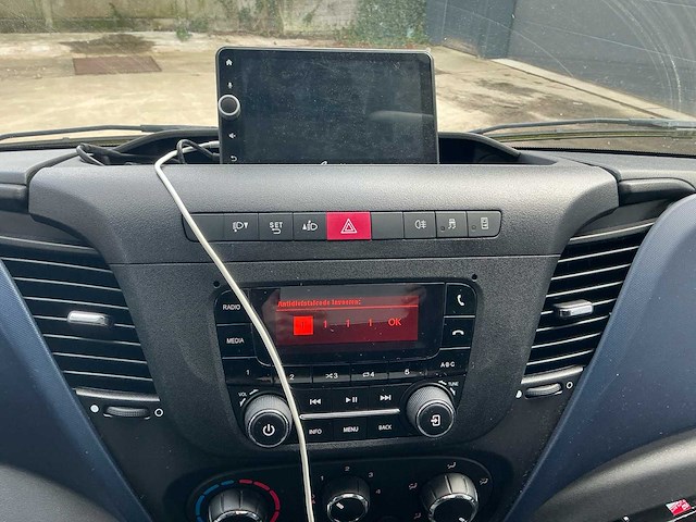 Iveco daily 35-140 hi-matic bakwagen - afbeelding 15 van  46