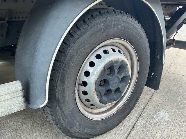 Iveco daily 35-140 hi-matic bakwagen - afbeelding 32 van  46
