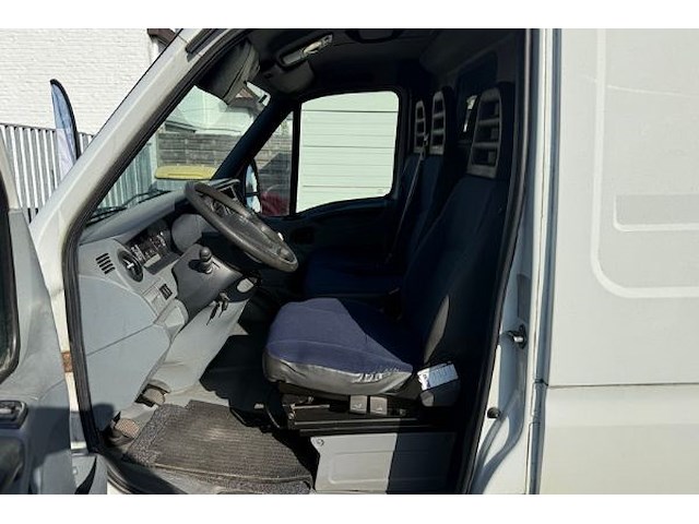 Iveco daily 35c12 - afbeelding 24 van  29