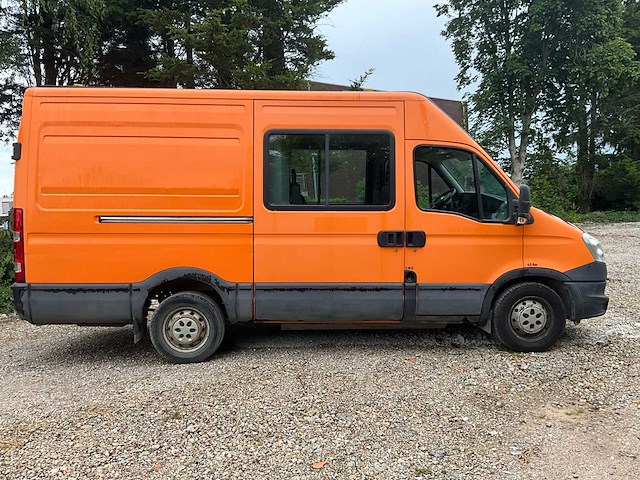 Iveco daily 35s14 cng dubbele cabine - 37000km - hoog dak - afbeelding 17 van  17