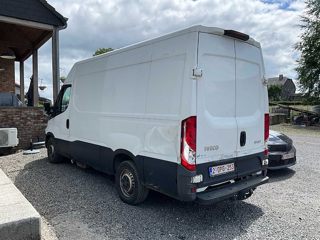 Iveco daily 35s14n gekoelde cng-bus - afbeelding 23 van  57