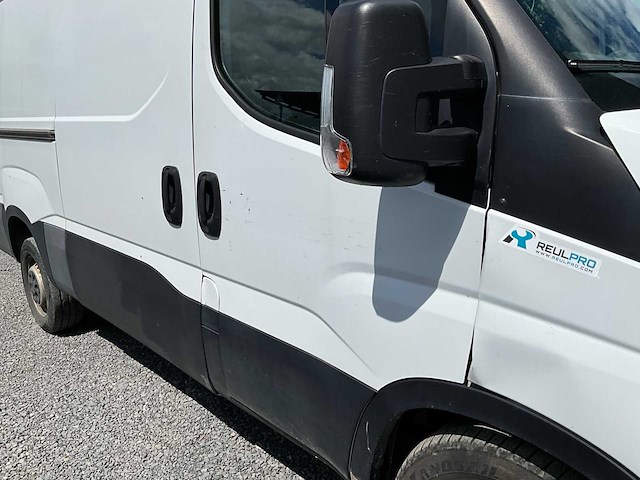 Iveco daily 35s14n gekoelde cng-bus - afbeelding 40 van  57