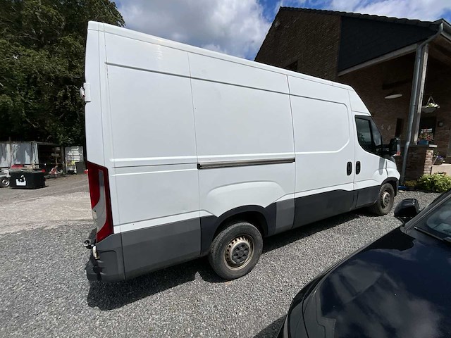 Iveco daily 35s14n gekoelde cng-bus - afbeelding 54 van  57