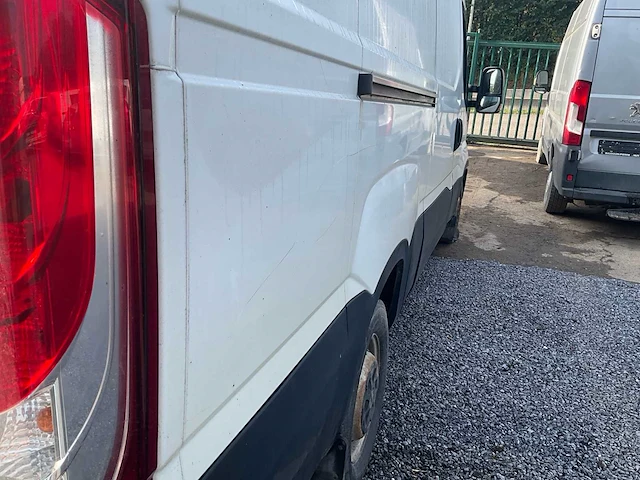 Iveco daily 35s17 bestelwagen - afbeelding 19 van  30