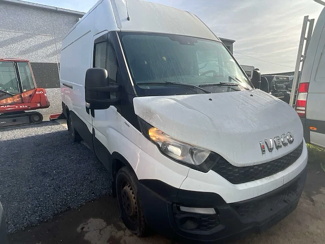Iveco daily 35s17 bestelwagen - afbeelding 28 van  30
