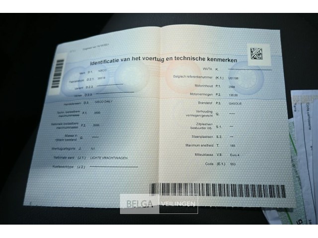 Iveco daily lichte vrachtwagen met dhollandia laadklep - afbeelding 10 van  21