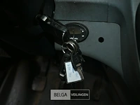Iveco daily lichte vrachtwagen met kipbak - afbeelding 4 van  26