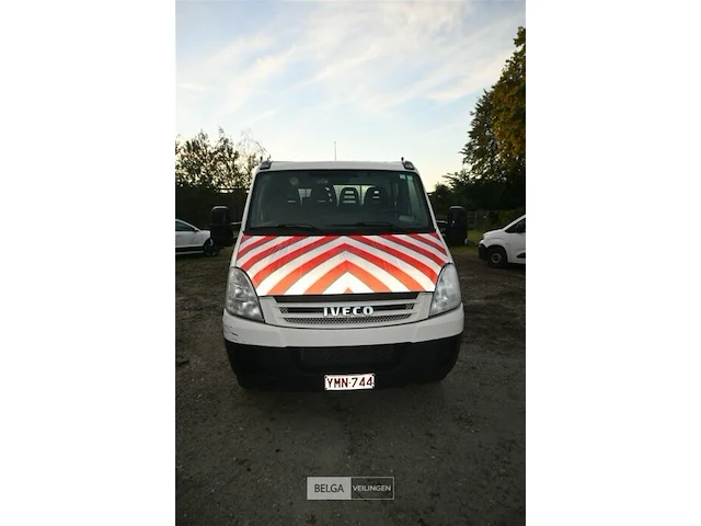 Iveco daily lichte vrachtwagen met kipbak - afbeelding 5 van  26