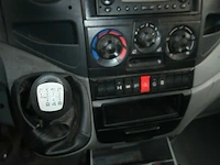 Iveco daily lichte vrachtwagen met kipbak - afbeelding 6 van  26